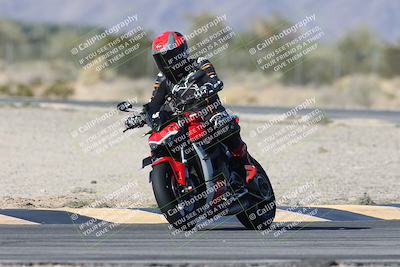 media/Dec-04-2025-Racers Edge (Thu) [[5ebc9f124d]]/3-B Group/1-Session 1 (Turn 7)/